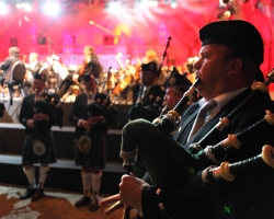 Schlossfestspiele-Revue 2012-024.jpg