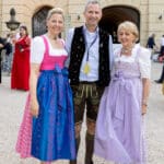 Stephanie und Peter Birnthaler mit Monika Schmalhofer