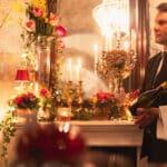 Wein wird serviert